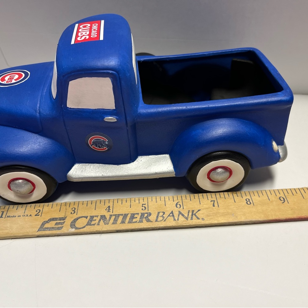 Cubs ceramic truck